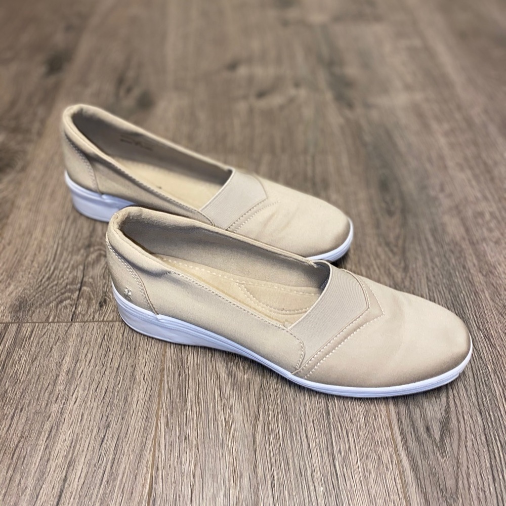 Grasshoppers Slip-ons